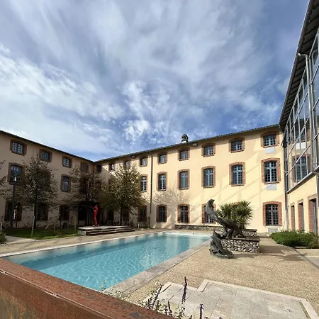 Dali Hotel 4*