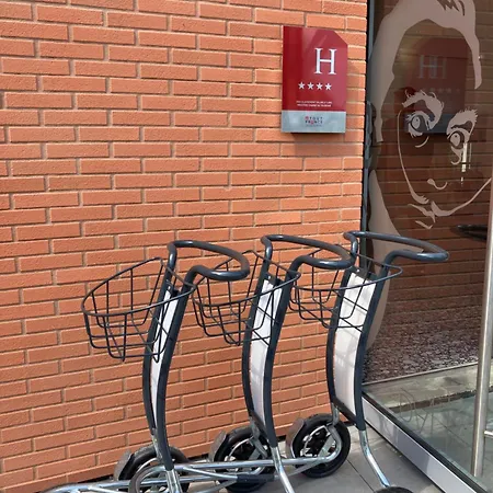 酒店 Dali 4*