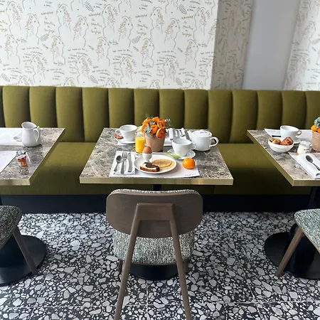 Dali Hotell Montauban
