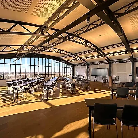 Dali Hotel 4*