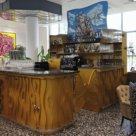 Dali Hotel Montauban