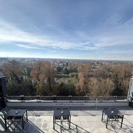 Hotel Dali 4*